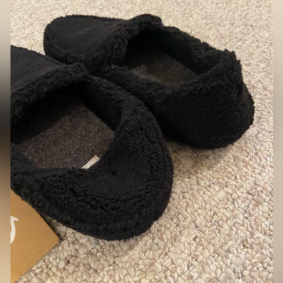 OluKai Nohea Heu Slipper - Picture 4 of 4